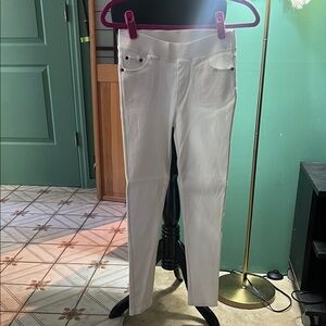 Women's White pocket leggings